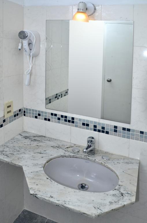 Hotel Hispano มอนเตวิเดโอ ภายนอก รูปภาพ